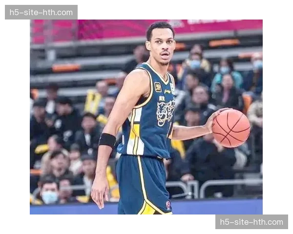 宁波队贝兹利加盟 广东旧将补充锋线进攻火力